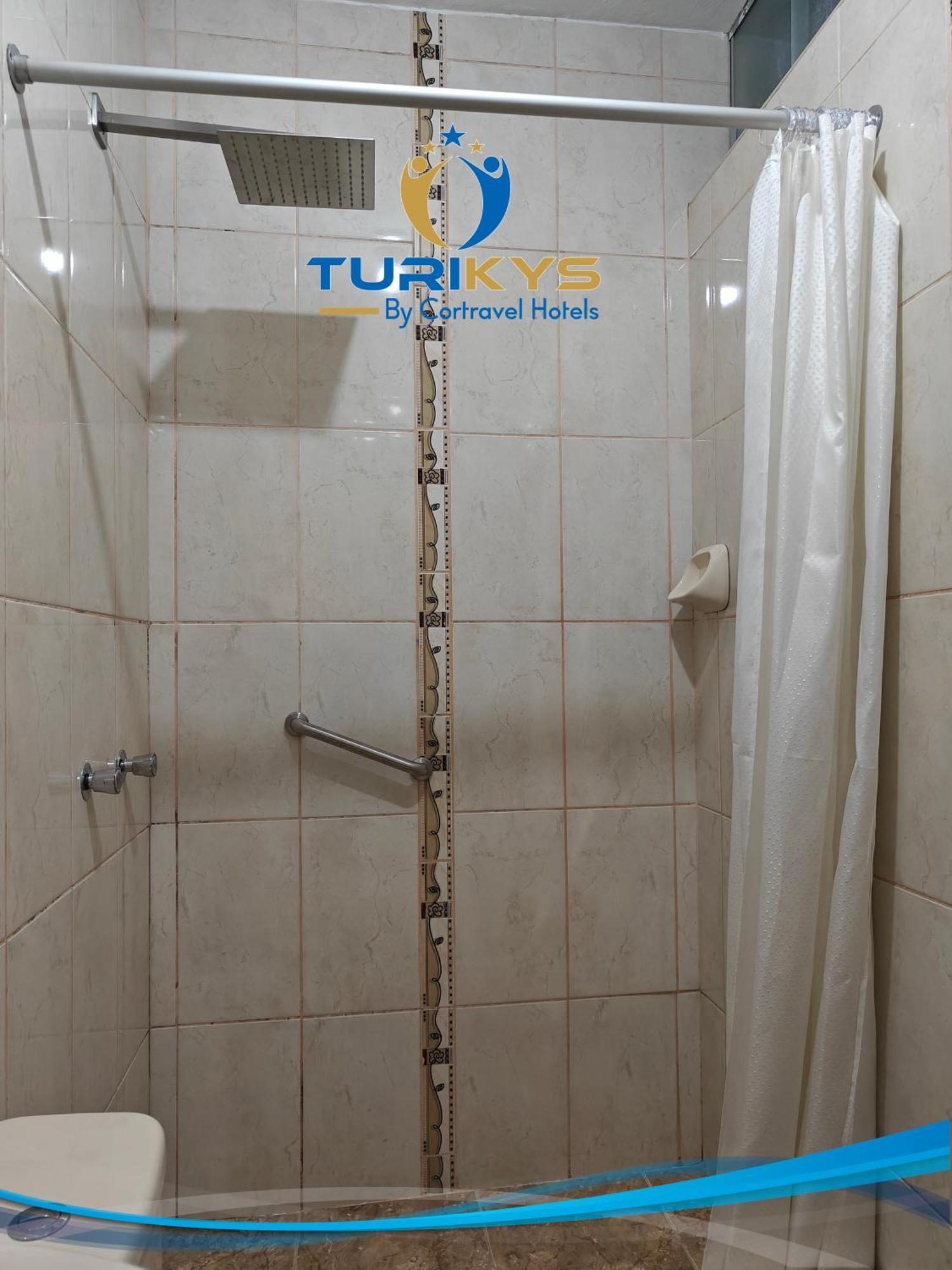 Hotel Turikys Churin Quarto foto