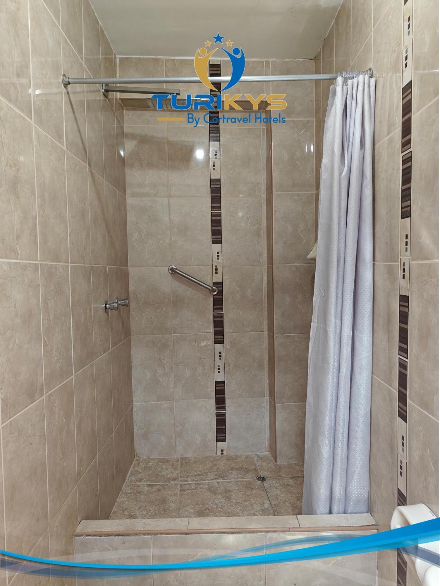 Hotel Turikys Churin Quarto foto